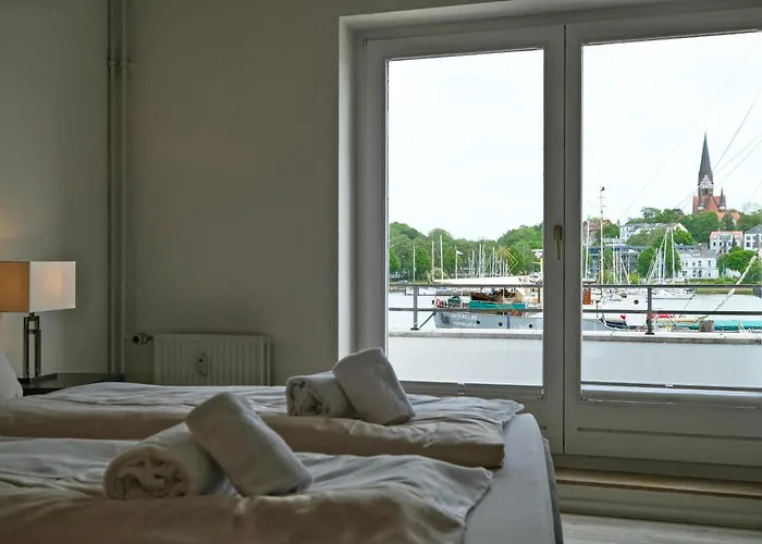 아파트 Schiffbruecke *